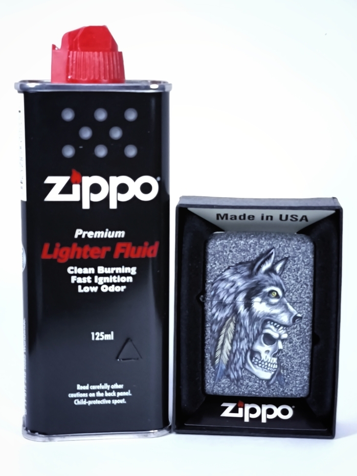 Зажигалка Classic Iron Stone Zippo 29863 Wolf Skull Feather Design, топливо 125мл. Зажигалка Classic Iron Stone Zippo 29863 Wolf Skull Feather Design, топливо 125мл.