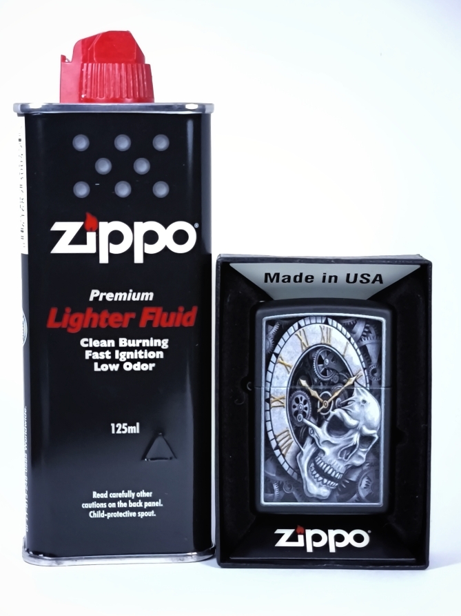 Зажигалка Classic Black Matte Zippo 29854 Skull Clock Design, топливо 125мл.
