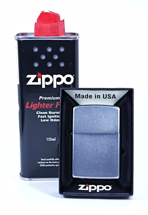 Зажигалка Classic Satin Chrome Zippo 205, топливо 125мл.