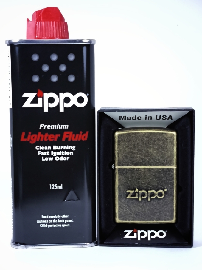 Зажигалка Classic Antique Brass Zippo 28994, топливо 125мл.